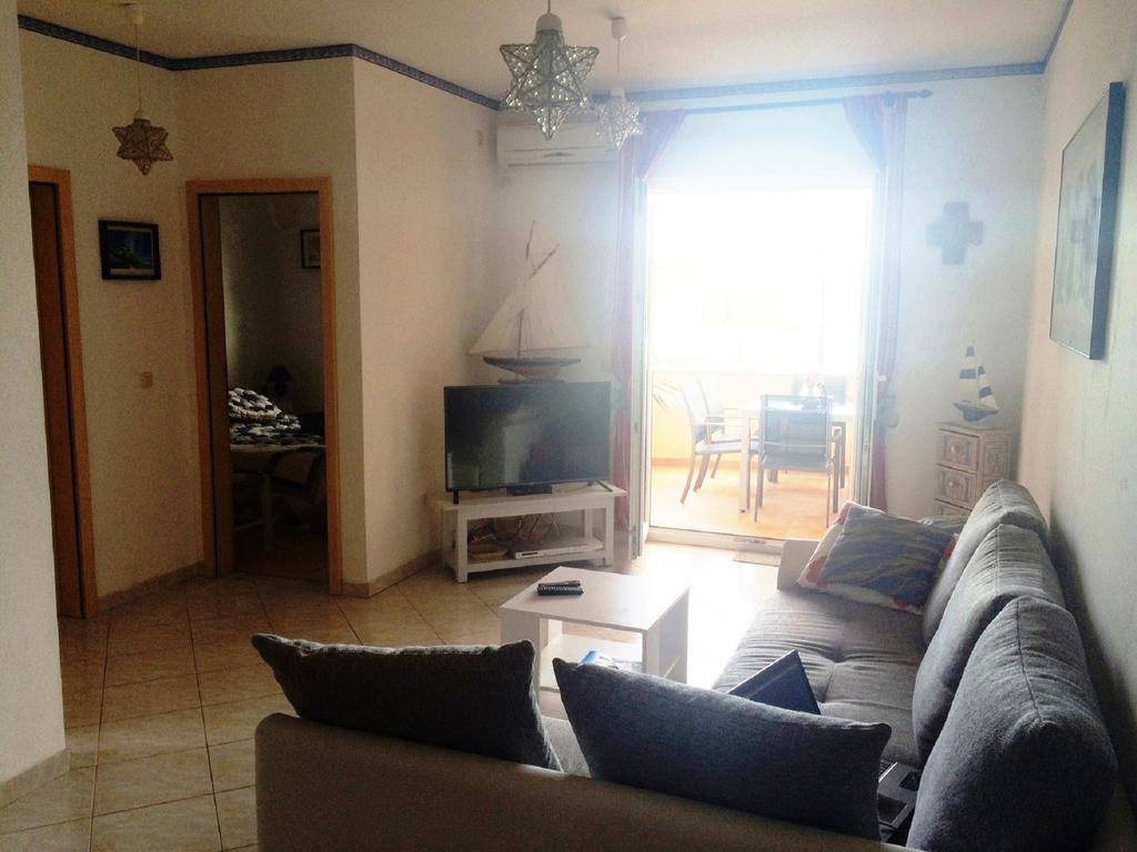 Beach Home Noemie Vir Extérieur photo