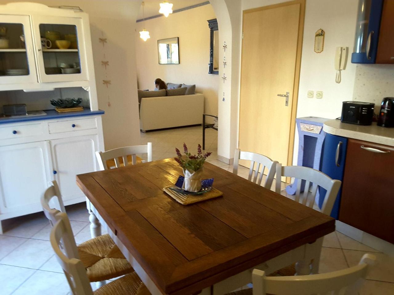 Beach Home Noemie Vir Extérieur photo